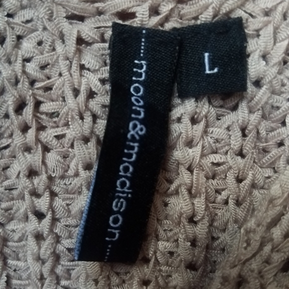 Moon& Madison Knit Top - Picture 2 of 3